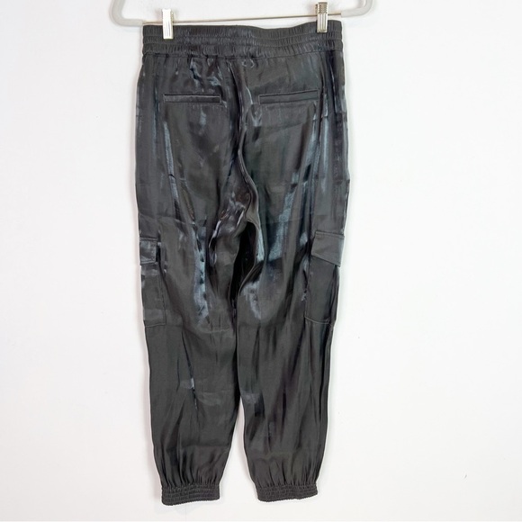 ANTHROPOLOGIE OLIVE GREEN SILKY SHIMMER CARGO POCKET JOGGER PANTS WOMENS SZ XS - Picture 5 of 6